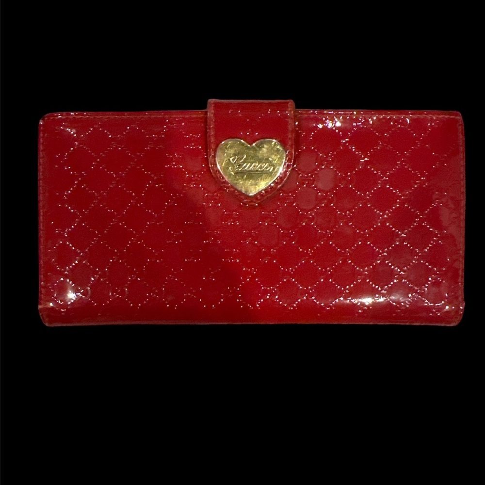Gucci Guccissima preowned red wallet with unbranded gold chain